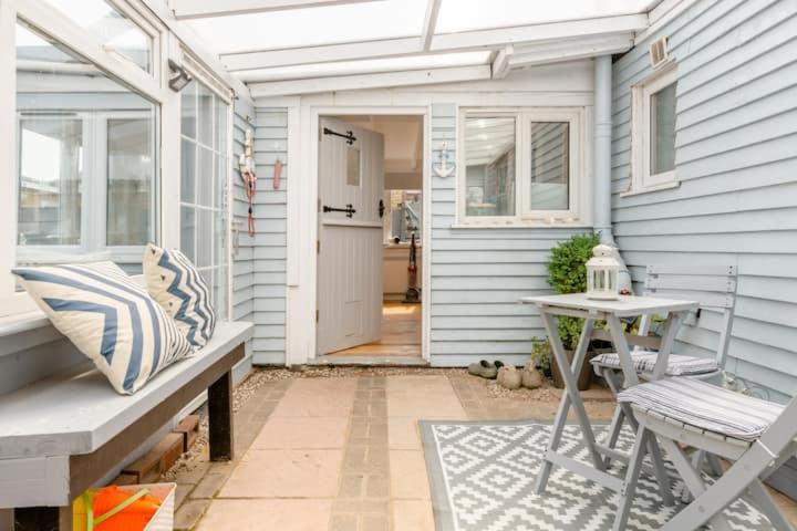 Dog Friendly Cottage 2 Mins To Beach With Hot Tub And Zappi Ev Lessingham Екстер'єр фото